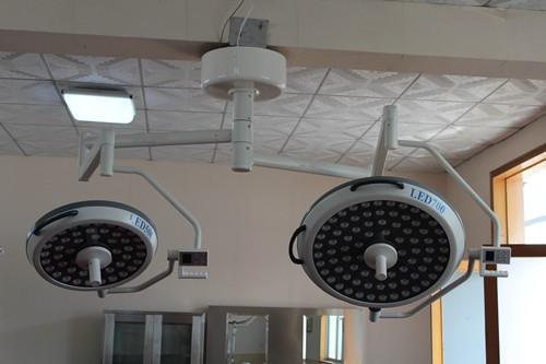 Two Head Ceiling LED Surgical Operating Lamp
